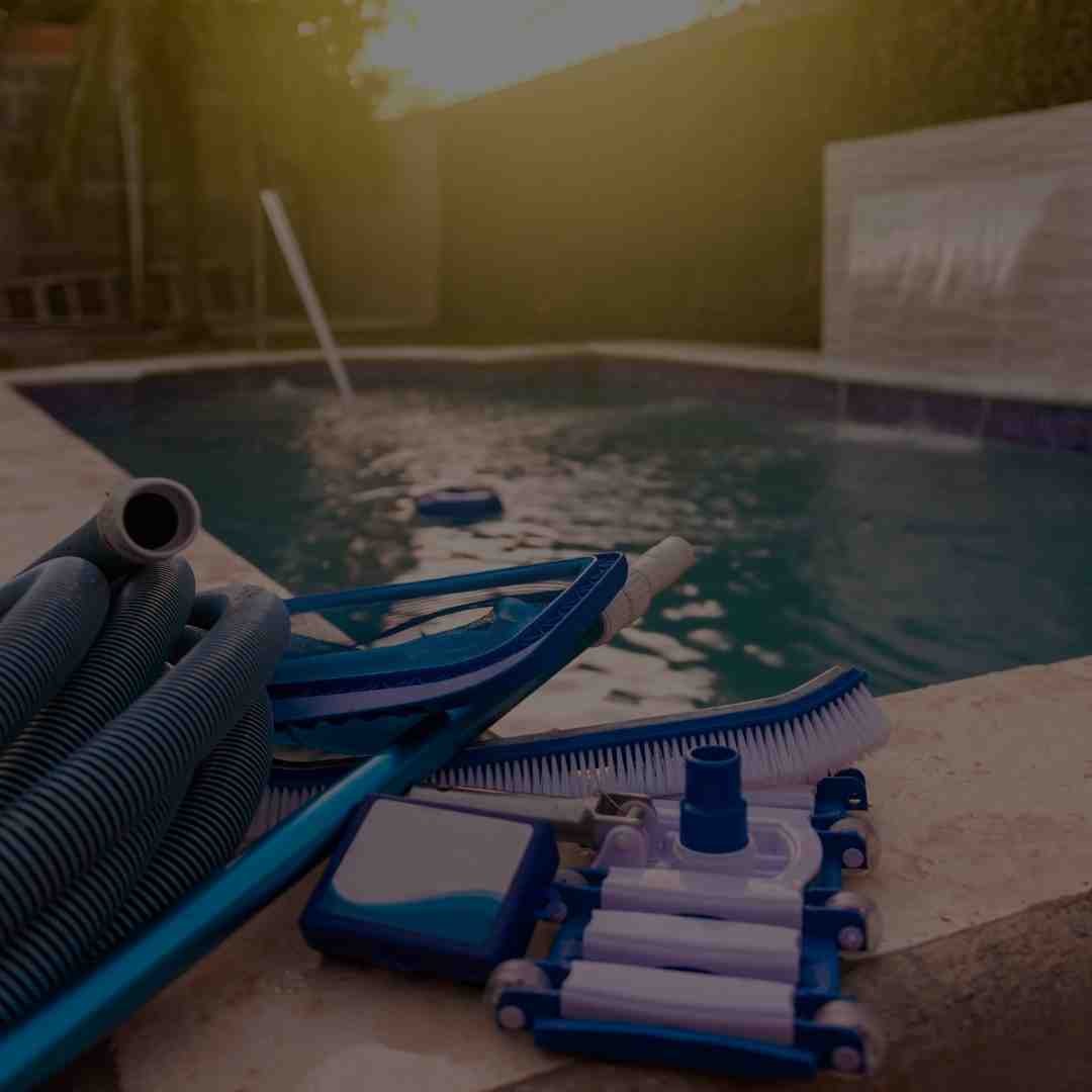 swimming pool service